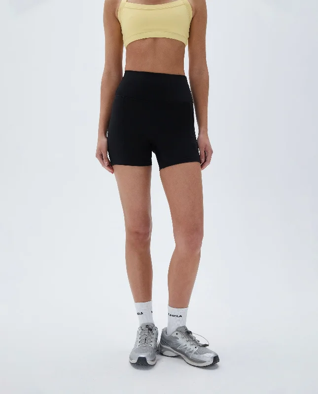 Ultimate Ultra Crop Pocket Short - Black