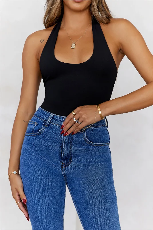 HELLO MOLLY BASE Going Viral Halter Top Black