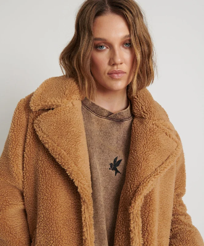 TAN TEDDY COAT