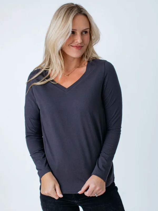 Women's Vintage Black Long Sleeve V-Neck